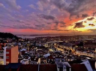 Historical Lisbon Tour in a Tuk-Tuk